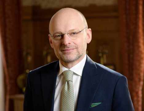 Банка ДСК и VISA си партнират във внедряването на безконтактни разплащания в градския транспорт на София