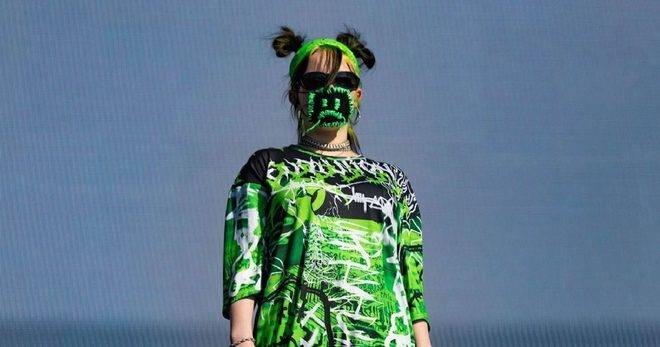 Най-щурите тоалети на Били Айлиш