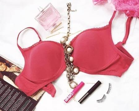 Топ 5 полезни съвета при покупка на сутиен