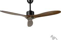 Стилен таванен вентилатор от дърво