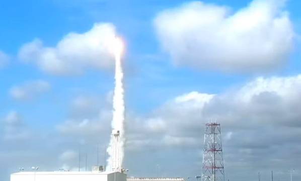 УСПЕХ: Американската ракета Минотавър 1 проведе първия си космически полет от 2013 година!