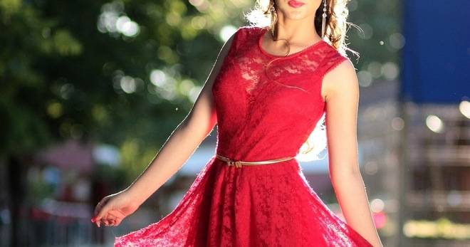 Божествени рокли за специални поводи