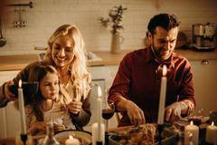 5 причини защо семейните вечери са полезни и за родителите