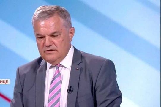 Румен Петков: С рекет и мачкане на бизнеса Мая Манолова финансира кампанията си