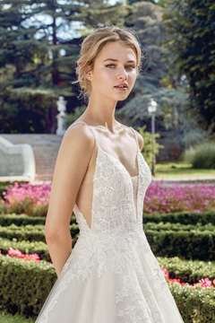 Деколте и сватбена рокля – ALFA BRIDES BRIDAL HOUSE