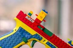 Играчка Lego или истинско оръжие – това е въпросът