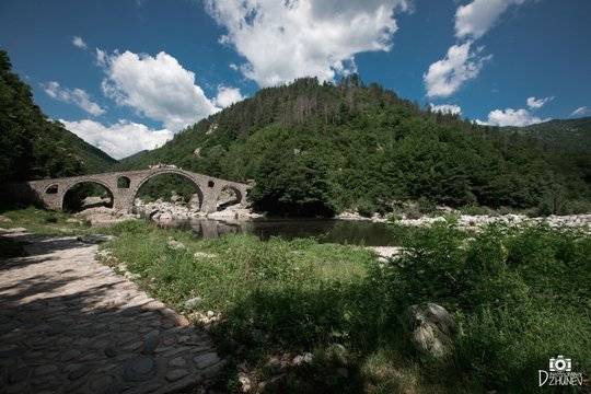 В търсене на Дявола при Дяволския мост край град Ардино