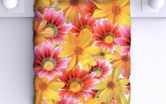 Шалтета с красиви летни цветя