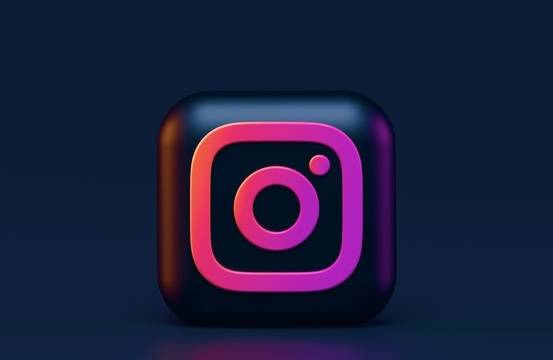 Фотограф, видео и авторскоправни проблеми с вграждане на съдържание от Инстаграм