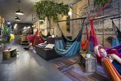 Hammock Juice Station в Барселона: пиене на кафе в хамаци