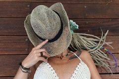 Как да си направим раста прическа (dreadlocks)