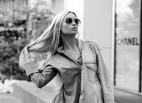 Умерено и с вкус: Как да подбираме аксесоарите за тоалета си