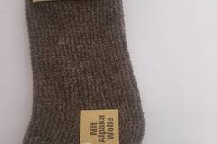 Малена – магазин за италиански кафяви дамски вълнени чорапи от алпака женски вълнени чорапи над глезен