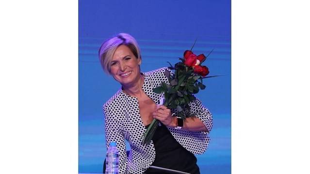 Рекордите на Невяна Митева в плуването стоят над 30 г., днес кауза са ѝ децата и женското равенство