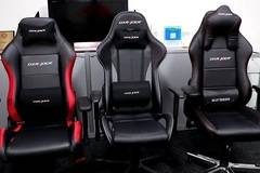 Защо повечето геймъри и блогъри имат столове DXRacer?