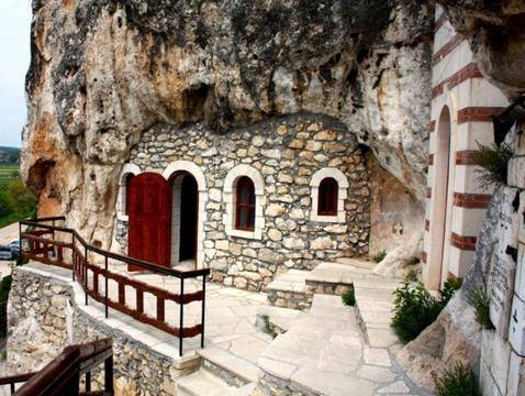 Ивановски Скални Църкви и Русе