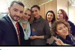 Как да станете гримьор: Ръководство за начинаещи