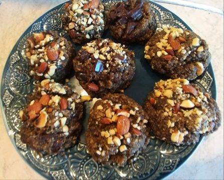 Безглутенови Сладки с Тиква, Фурми и Запечени Ядки