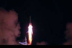 УСПЕХ: Пилотираният кораб Шенчжоу 13 излетя към китайската космическа станция!