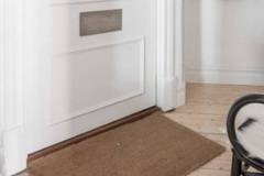 Какви видове килими за коридор се предлалгат у нас?