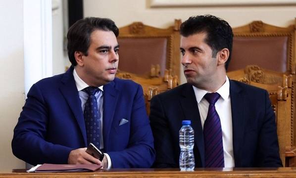 Параван или лепило