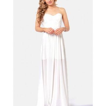 В каква рокля да празнуваме Коледа и Нова година: тенденции, стилове