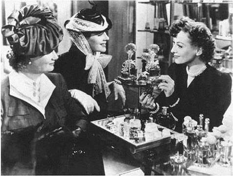 Най-актуалните дамски парфюми за 2021-ва