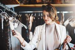 Luxury shopping: модни находки от намаленията