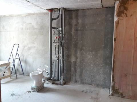 Ремонт на баня без къртене – почти невъзможно !