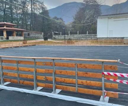 Ледена пързалка ще радва жителите на Дупница тази зима