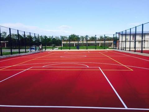 Колко струва да се инсталира външна спортна настилка?