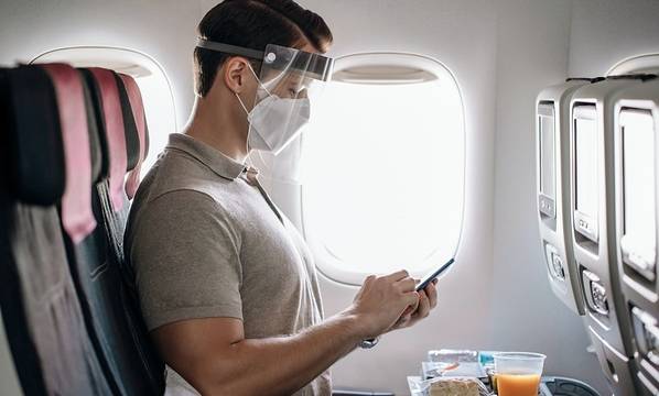 Пет съвета за безопасно пътуване със самолет при COVID-19 пандемия