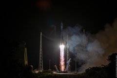 УСПЕХ: Европеизирана ракета Союз-СТ изведе в космоса два навигационни спътника Галилео!