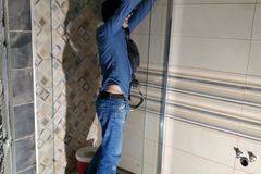 Водопроводчик София. Спешни и Аварийни услуги.