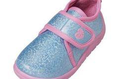 Пантофи за момиче Magic