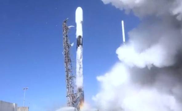 УСПЕХ: Българска книга и 105 спътника излетяха в космоса по време на втората мисия на СпейсЕкс за 2022-ра година!