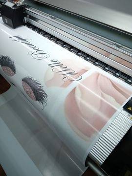 Печатане на перфо фолио и монтиране на място в София