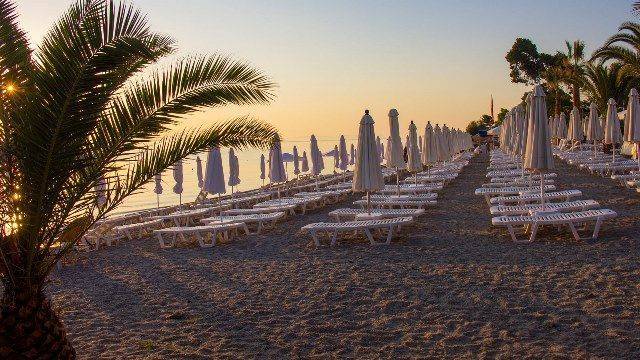 Hanioti GrandOtel 4 *