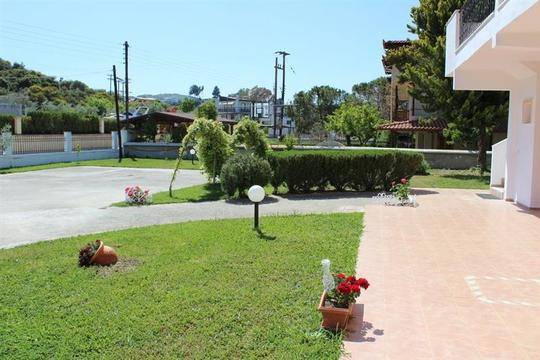 MARAVILLA APARTMENTS 3 *