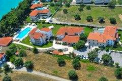 Nostos Hotel 2 *