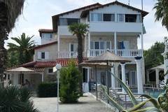Villa George 4 *