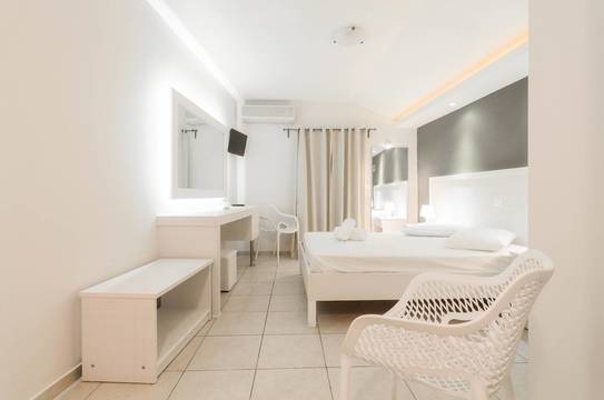 Alykes View Apartments 3 *