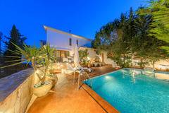 Ark Luxury Villa 4 *