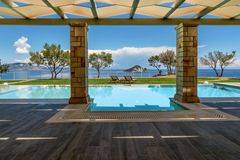 Artina Luxury Villa 5 *