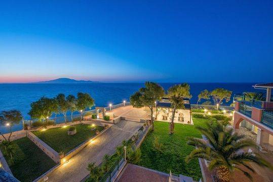 Balcony Boutique Hotel 3 *