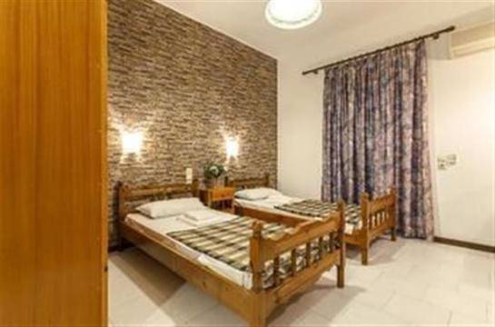 CHRYSAFIS STUDIOS 2 *