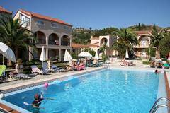 Daniel Hotel 2 *