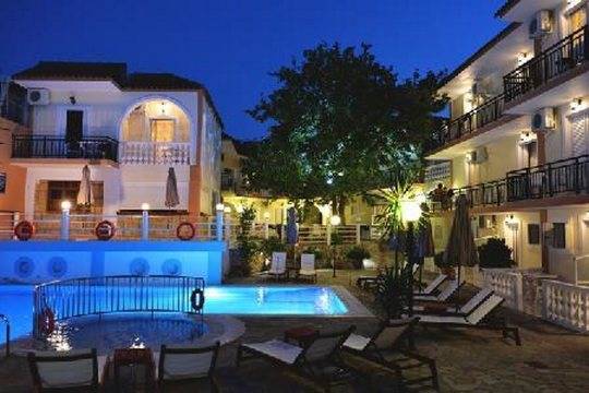 Dimitra Apartments and Studios 3 *