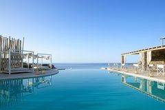 Artemis Deluxe Rooms 4 *
