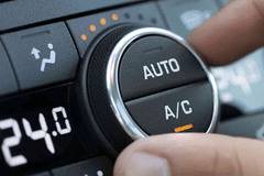 Да подготвим автомобилът си за летните, горещи месеци?